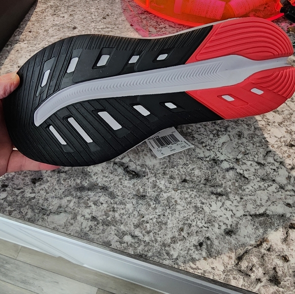 New In Box Adidas Women's White and Beige Sneakers Sz W9 M8 - Picture 6 of 10